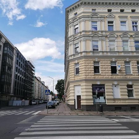 Hostel Tulip - Pokoj 5 Ze Wspolna Lazienka I Kuchnia Szczecin Exterior photo